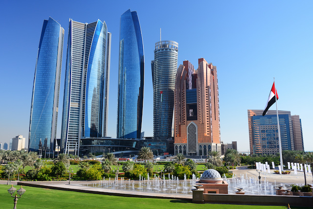 UAE Decriminalises Alcohol And Lifts Ban On Unmarried Couples Living Together